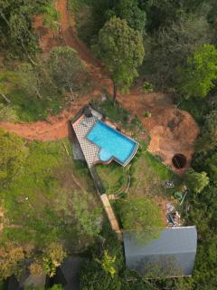 Kashmeeram Resort - 2