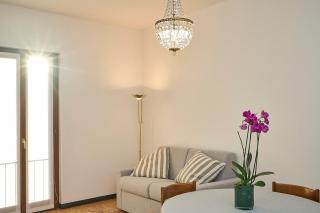 Prime Location 2-Min to Station, 15-Min to Milan - 9