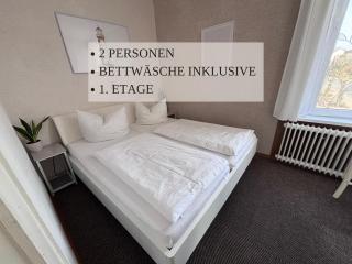 Haus Krabbe Apartments, zentral gelegen zwischen Bremerhaven und Cuxhaven, Hunde kostenfrei willkommen, hauseigene kostenfreie Parkplätze, Unterstellmöglichkeit für Fahrräder und E-Bikes - 5