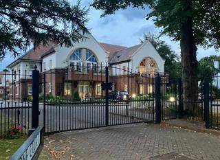 Luxury Penthouse Apartment - 0