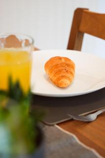 Ideal for Contractors Off-Street Parking Fast Wi-Fi - 7