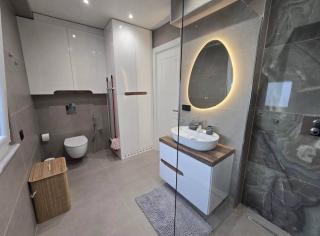 Big Bazza Lounge Apartment - 3