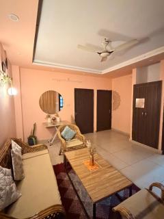 Shinjani Stays Peaceful 2BHK in Tapovan - 9