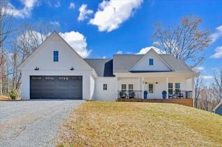 Lake Twin Cove - New! - 7