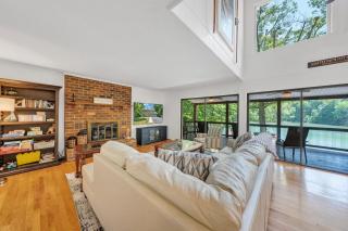 Emerald Shores - Lakefront, Private Dock & Fire Pit - 6