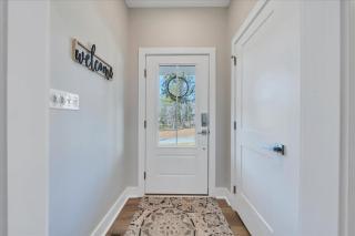 Lake Twin Cove - New! - 4