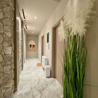 Maison De Luxx A12 Central Luxury Apartment - 3