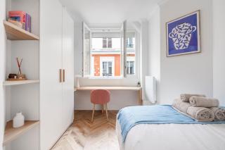 We Parisian Les Invalides Cozy Home - 3