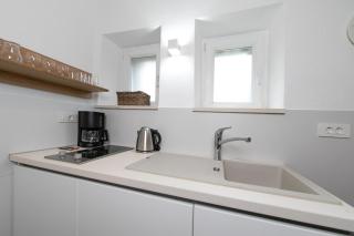 Apartment Romance on Punta rata beach - 9