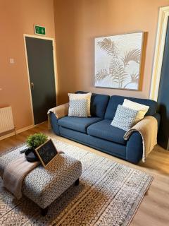 Chic Belfast Hideaway - Sleeps 4 - Parking - 6