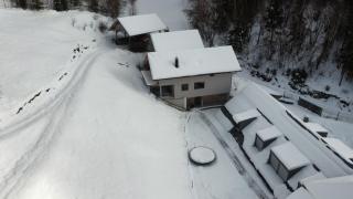 Forrest Farmstay Apartments with a Pool - 6