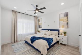 Modern 3BR Home w/ Rooftop • 5 min to Downtown - 8
