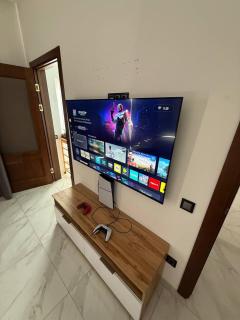 Метро Лівобережна басейн камін барбекю тераса будинок 150 кв м - 8