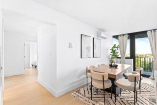 Luxury 2BR w Gym 5 min EWR Metlife NYC - 9