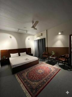 Executive Rooms - F10 Islamabad - 0