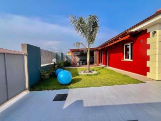 Villa calme et élégante avec jardin et terrasse - proche plage - 1