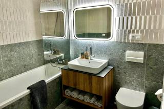 Baker House Apartments - Free Underground Parking - 6