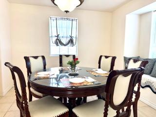 Spacious 3BR 3BA Home ,Sleep 9,3 Car Garage Garden Near DTLA Pasadena Hollywood - 3
