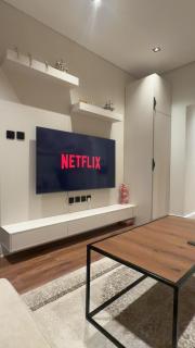 Signature Stay - Smart Entry - 8