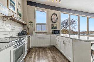 Mountain View-Backyard-Air-Conditioning-BBQ-15mins walk Blue Mountain Village - 4