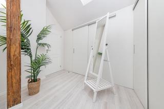 Picturesque Apt in Lesser Town with lovely Terrace - 6