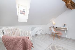 Picturesque Apt in Lesser Town with lovely Terrace - 4