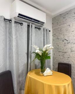 Central Stay SV Apt Walk to Historic Center - 5