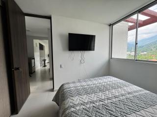 Moderno Apartamento 3 Hab con piscina y vista increible - 8