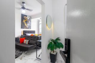 Apê Vista Mar Inesquecível com Garagem - 2 min Shopping - 7