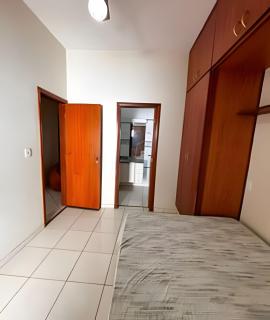 Casa com piscina ao lado do Ribeirão Shopping - 5
