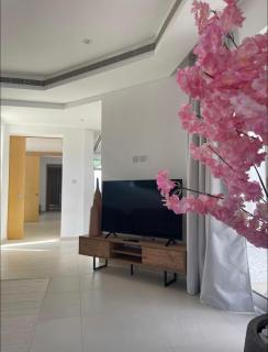 Villa in Al Mouj, Muscat - 0