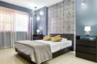 5 bedroom, with Arcade machine and foosball, 1 block from Lleras park P3 - 6