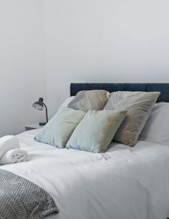 Stylish 3 bedroom in Croydon, fast links to Central London - 2