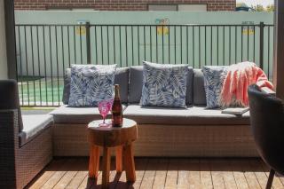 Perfect Family Entertainer with Pool & Alfresco - 1