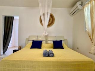 La Casa de las Historias Oceanfront Retreat - 8