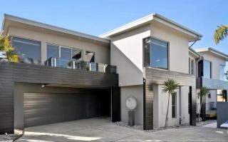 Manna Heaven Luxury Coastal Retreat with Pool - 9
