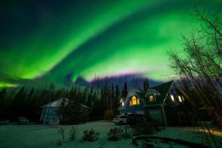 The Arctic and Aurora Luxury Lakehouse - 2