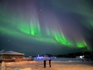 The Arctic and Aurora Luxury Lakehouse - 9