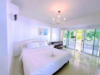 The Chill Resort at Nakornnayok - 9