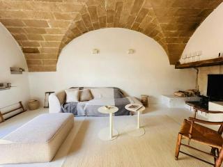 Architect's House With Pool Near Uzès - 9