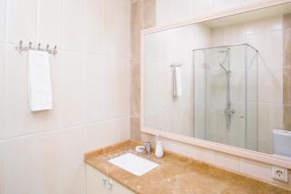 Central Cozy 2-BR with Balcony - 5