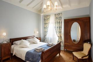 Tuscan farmhouse with spectacular views - 4