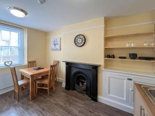Albert Cottage - 3