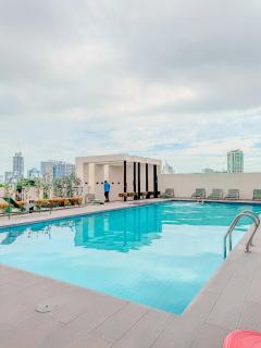 The Median Modern Studio Near IT Park - 4