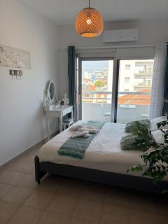 Lazuli Beachfront 1 bedroom- Finikoudes - 6