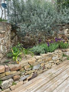Mas de Patou - T2 Maison avec Jardin Calme - 10' d'Uzès - 5