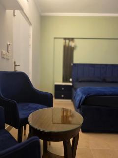 THE MARS Suites 5 - 3