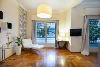 Elegant Garden Apartment Walk to Kalamata Center 2BR - 1
