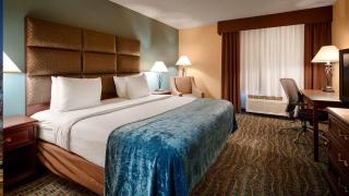Best Western Holiday Manor - 1