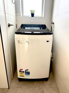 Modern Private 2 Bedroom Home-unit in Albany with Netflix - 8